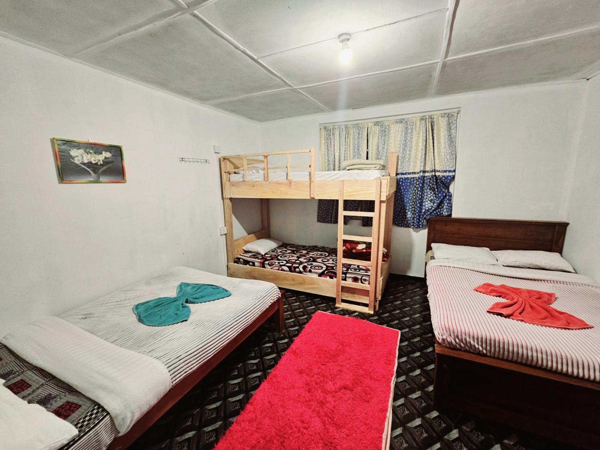 Auberge de jeunesse Haven Backpackers à Nuwara Eliya Extérieur photo